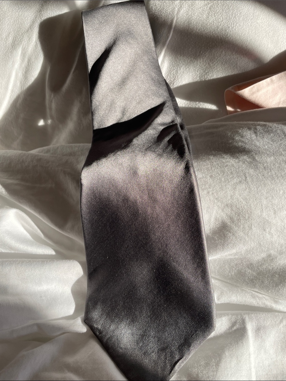 Solos George Michael, Gray Silver 100% silk Sleek Satin Gray Silver  Tie